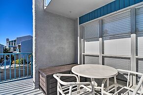 Coastal Madeira Beach Condo - Walk to Gulf!