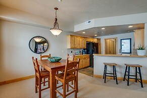 Cozy Park City Townhome By Dining, Shops & More!
