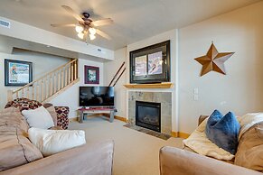Cozy Park City Townhome By Dining, Shops & More!