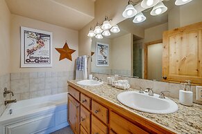 Cozy Park City Townhome By Dining, Shops & More!