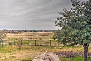 Spacious Vacation Home: 10 Mi to Lavon Lake!
