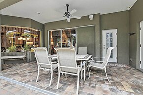 Elegant Valrico Home ~ 15 Mi to Downtown Tampa!