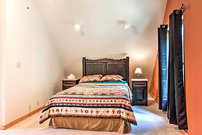 Cloudcroft Home w/ Spacious Stargazing Deck!