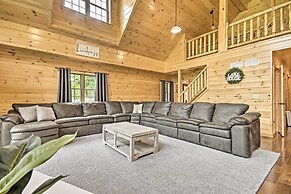 Lake View & Hot Tub: Wrightsville Cabin!