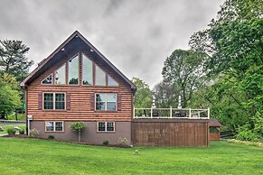 Lake View & Hot Tub: Wrightsville Cabin!