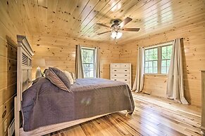 Lake View & Hot Tub: Wrightsville Cabin!