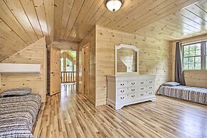 Lake View & Hot Tub: Wrightsville Cabin!