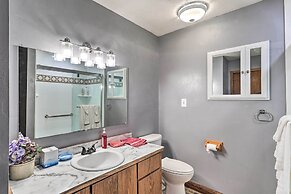 Hunting & Fishing Lodge < 3 Mi From Lake Sakakawea