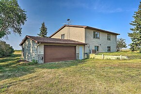 Hunting & Fishing Lodge < 3 Mi From Lake Sakakawea