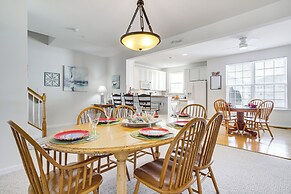 Shared Pool & Bay Access: Ocean View Retreat