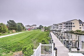 Shared Pool & Bay Access: Ocean View Retreat