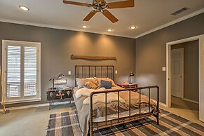 Pet-friendly Lake Athens Home w/ Fireplace!