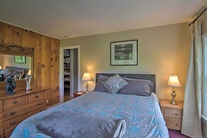 White Mountains Home w/ Hot Tub - Walk to Town!