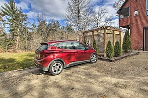 White Mountains Home w/ Hot Tub - Walk to Town!