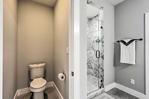 Stunning Laguna Vista Retreat w/ Pool & Grill