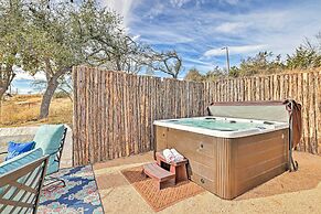 Comfy Hill Country Haven w/ Private Hot Tub!