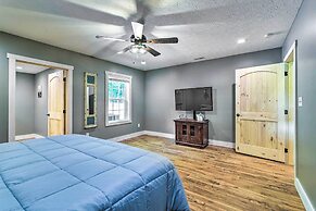 Secluded Brownsville Cabin w/ Deck & Fire Pit