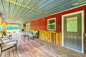 Secluded Brownsville Cabin w/ Deck & Fire Pit