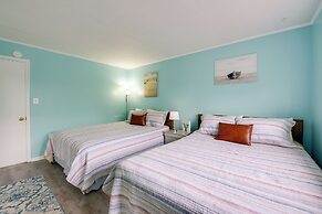 Bright Condo Half-block to Cape May Beach!