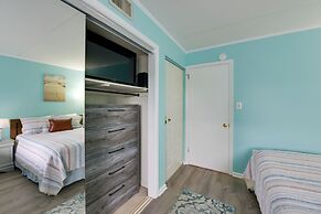 Bright Condo Half-block to Cape May Beach!