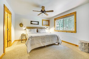 Cle Elum Lake Home w/ Hot Tub & Mountain Views