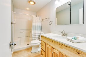 5 Pools: Pet-friendly Palmetto Dunes Condo!