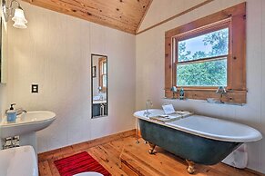 Deck + Game Room: Lakefront Landrum Cabin!