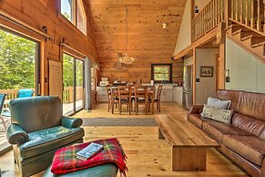 Deck + Game Room: Lakefront Landrum Cabin!