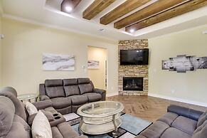 Chic Texas Abode w/ Patio & Fenced-in Yard!