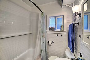 Cozy Fries Escape w/ Mountain & River Views!