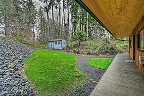Dreamy Bayfront Cabin w/ View, Dock & Kayaks