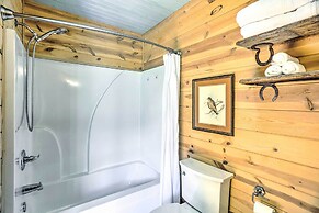 Lovely Flat Rock Cabin From 1905 w/ Fireplace