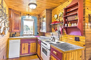Lovely Flat Rock Cabin From 1905 w/ Fireplace