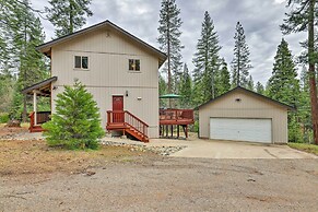 4 Mi to Pine Lake: Hathaway Pines Cabin w/ Deck