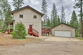4 Mi to Pine Lake: Hathaway Pines Cabin w/ Deck