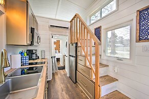 Shared Dock & Lake Access: Daingerfield Tiny Home