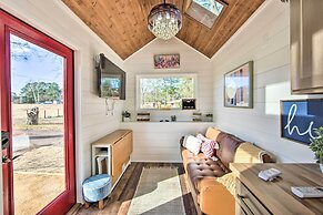 Shared Dock & Lake Access: Daingerfield Tiny Home