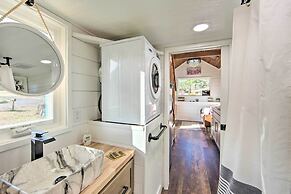 Shared Dock & Lake Access: Daingerfield Tiny Home