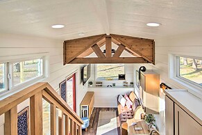 Shared Dock & Lake Access: Daingerfield Tiny Home