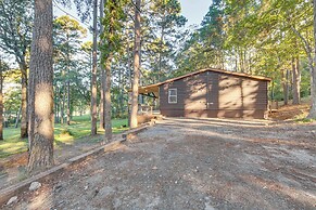 Lakefront Crockett Cabin w/ Boathouse & Kayaks!