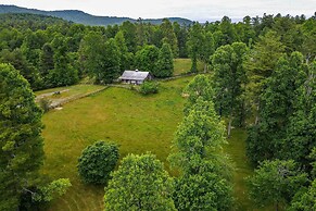 Rustic & Authentic Farm Stay by Dupont Forest!