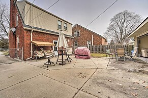 Dearborn Home w/ Games & Furnished Patio