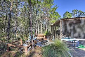 Keaton Beach Escape w/ Hot Tub < 2 Mi to Shore