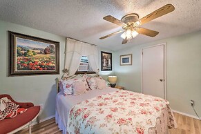 Pet-friendly Ruidoso Cabin w/ Hot Tub & Fire Pit