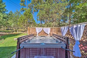 Pet-friendly Ruidoso Cabin w/ Hot Tub & Fire Pit