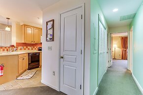 Spacious Condo w/ View < 1 Mi to Mtn Creek Resort!