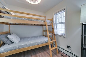 7 Mi to Nubs Nob: Lakefront Abode w/ Fire Pit!