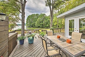 Serene Lakefront Home in Hot Springs w/ Boat Dock!