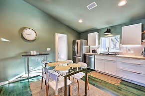 Modern Bentonville Home: Mountain Biker's Paradise