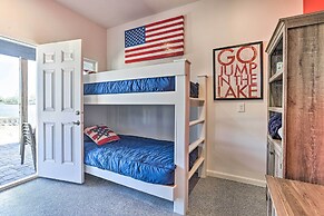 Lakefront Bellevue Home: Private Beach & Fire Pit!